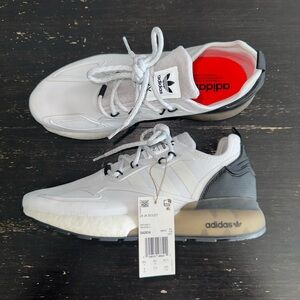 ADIDAS ZX 2K Boost White Black 2021  U.S. size 9 brand new